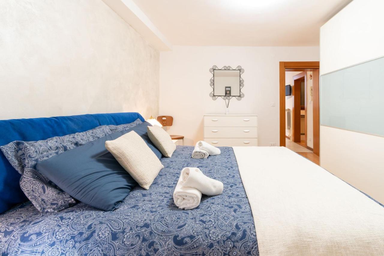 La Casa Perfetta Per Le Vacanze Venesia Bagian luar foto